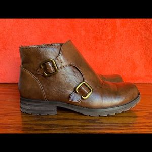 Naturalizer N5 comfort boots. Size 8.5